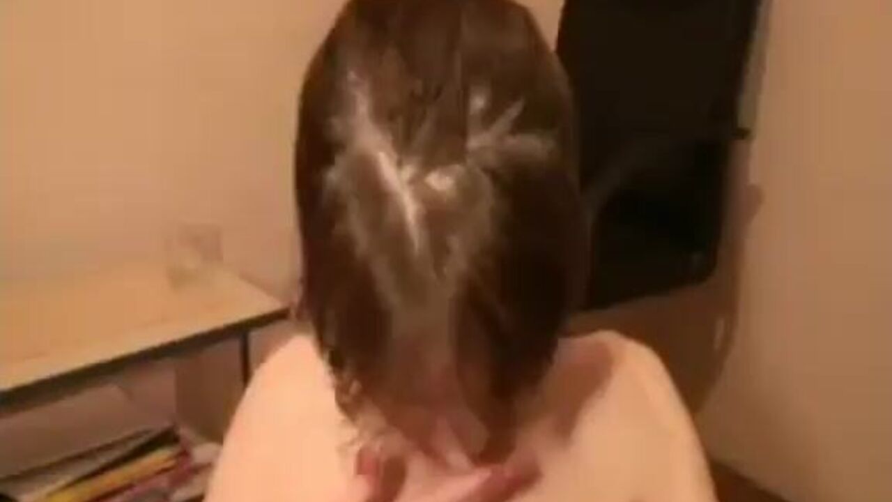 Watch this slutty pee slut take a shower and gulp down some golden nectar