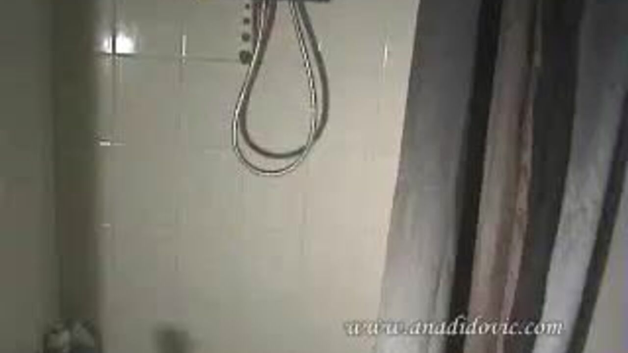 Watch as this filthy slut gets her scat pounded in thisooped scat video