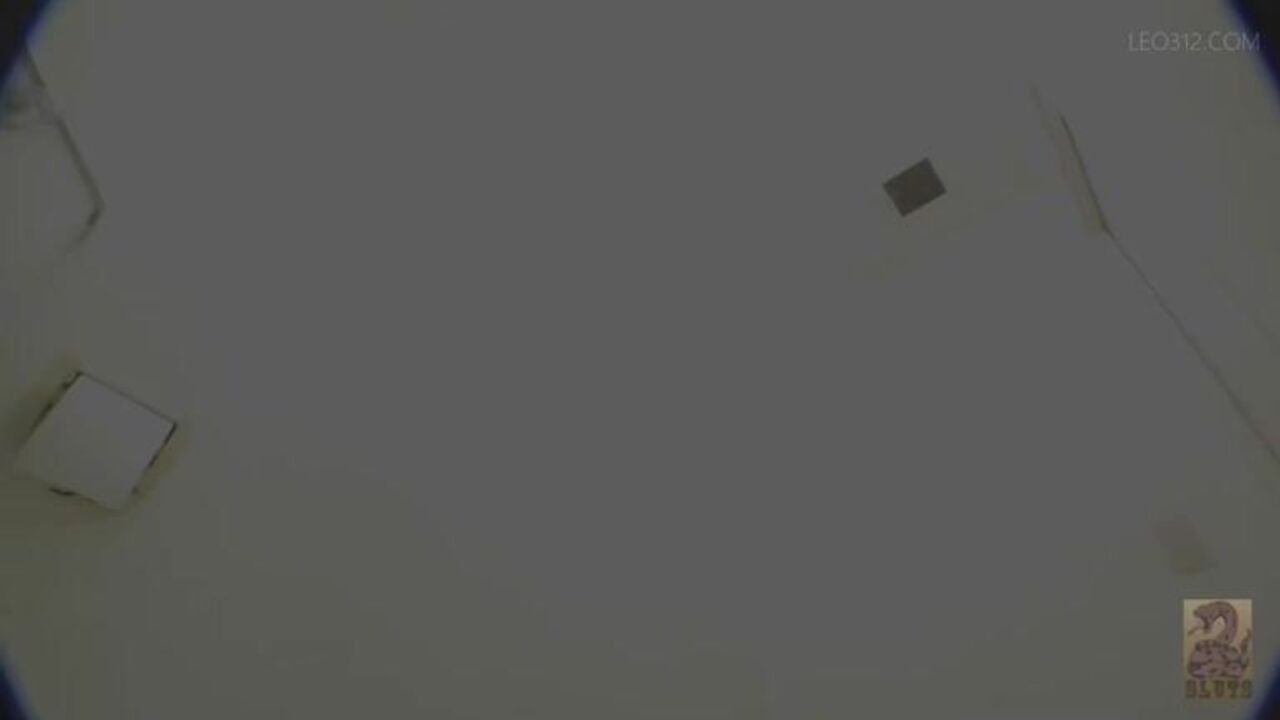 Marin Poops 4: Sexy Waifu gets her pussy and ass drenched in her own warm pee