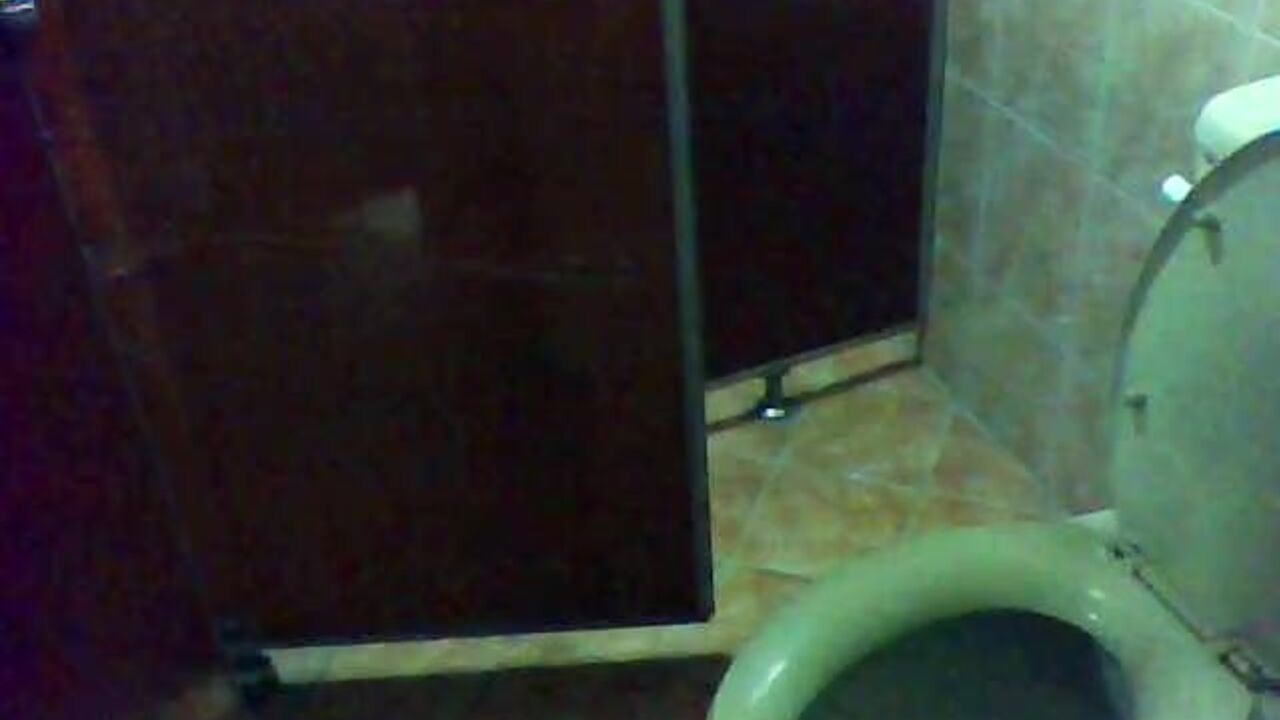 Watch this kinky slut scat and get off to some poop porn