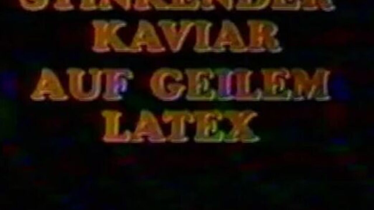 Fae Stinkender Kaviar Latex gets her scatty off in hot fetish action