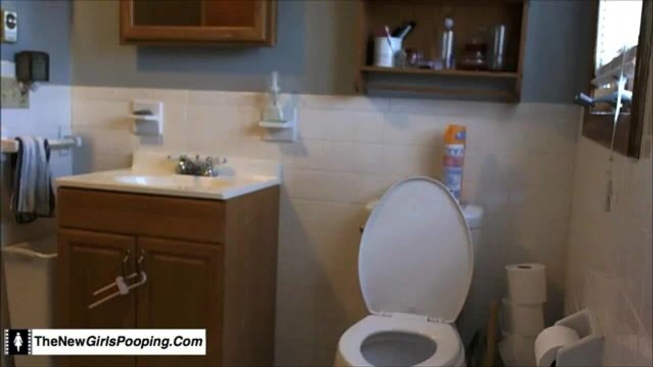 Watch Zage Smelly Poo, the scat porn queen, get punished with a filthy mouthful