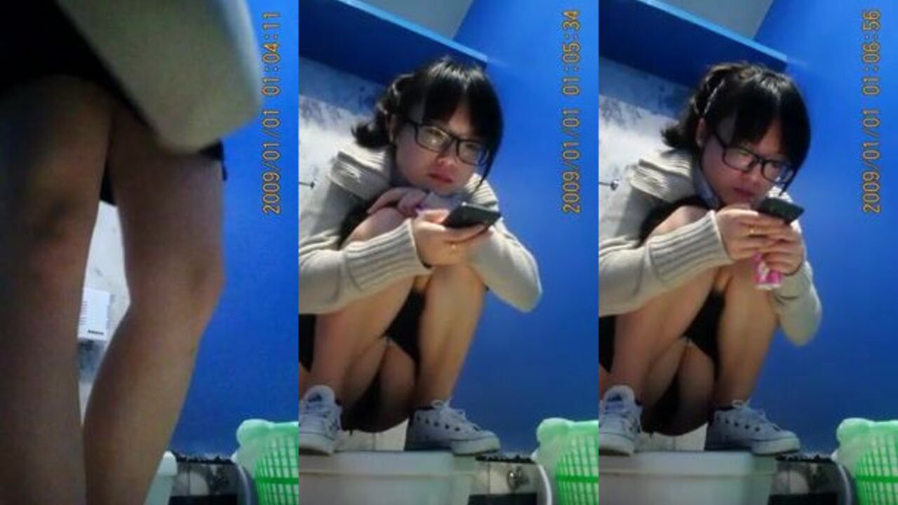 Thai student slut diarrhea while getting her scat pummeled by a spycam