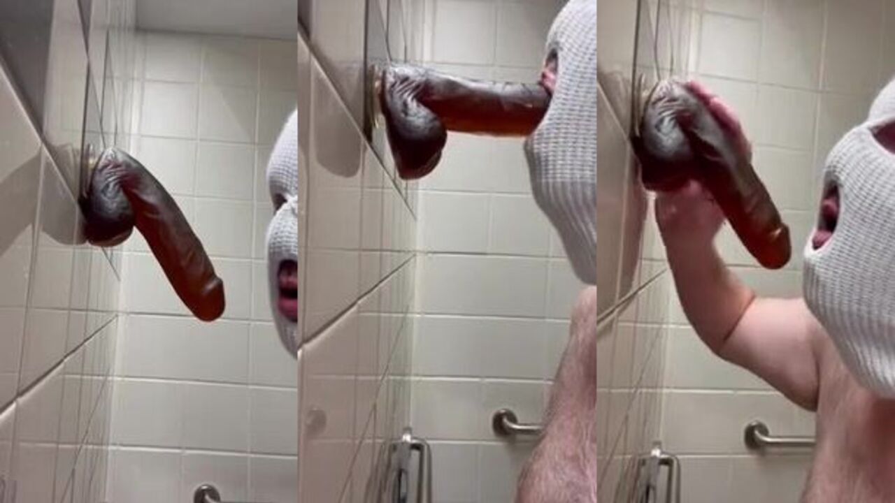 Scatty dominatrix cleans up her filthy bottomless slut with a dildo