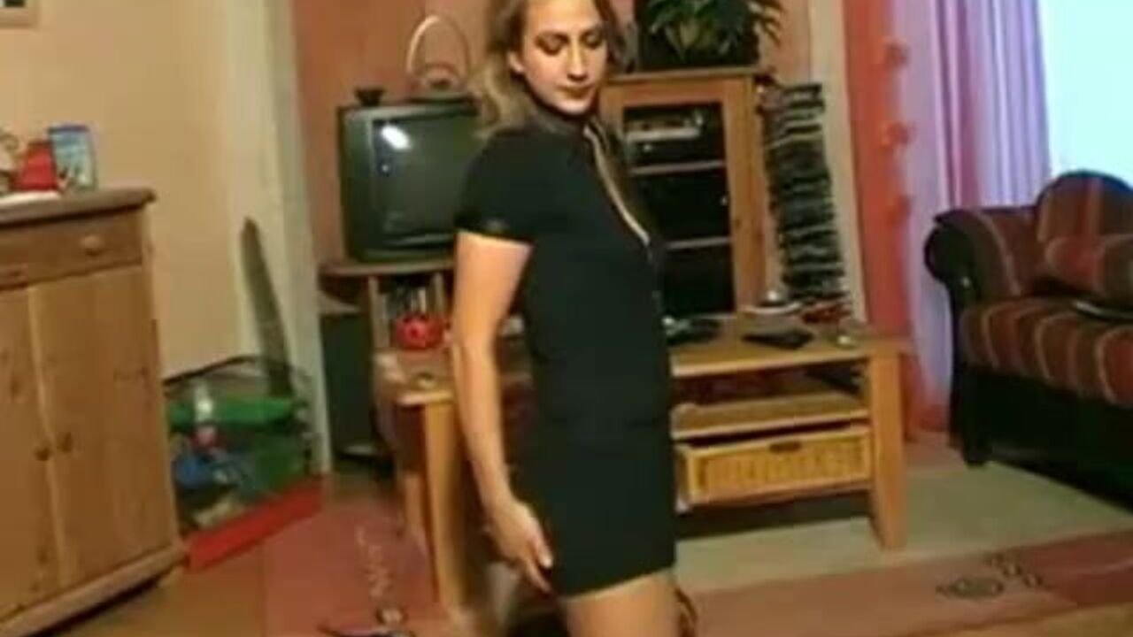 Blonde beauty gets her load in her mouth after getting scatfucked hard