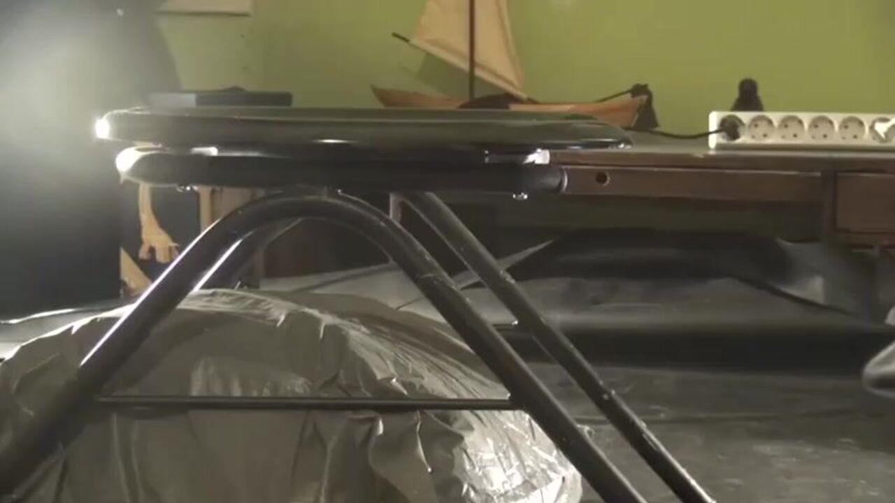 Leben auf dem Mars: A wild scat porn adventure with a hot life-eating queen