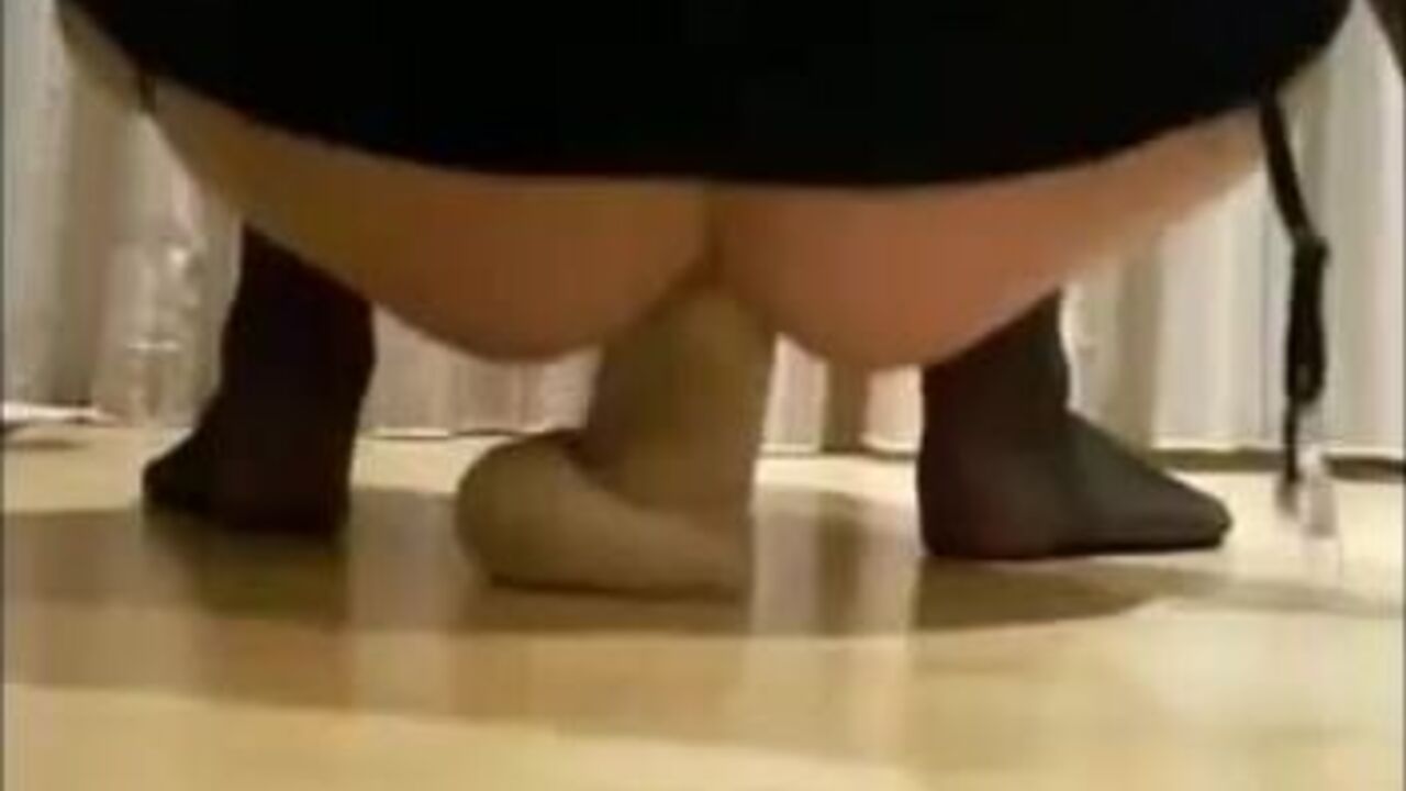 Watch this dirty girl stuff her asshole with a dildo while she shits and eats it all up!