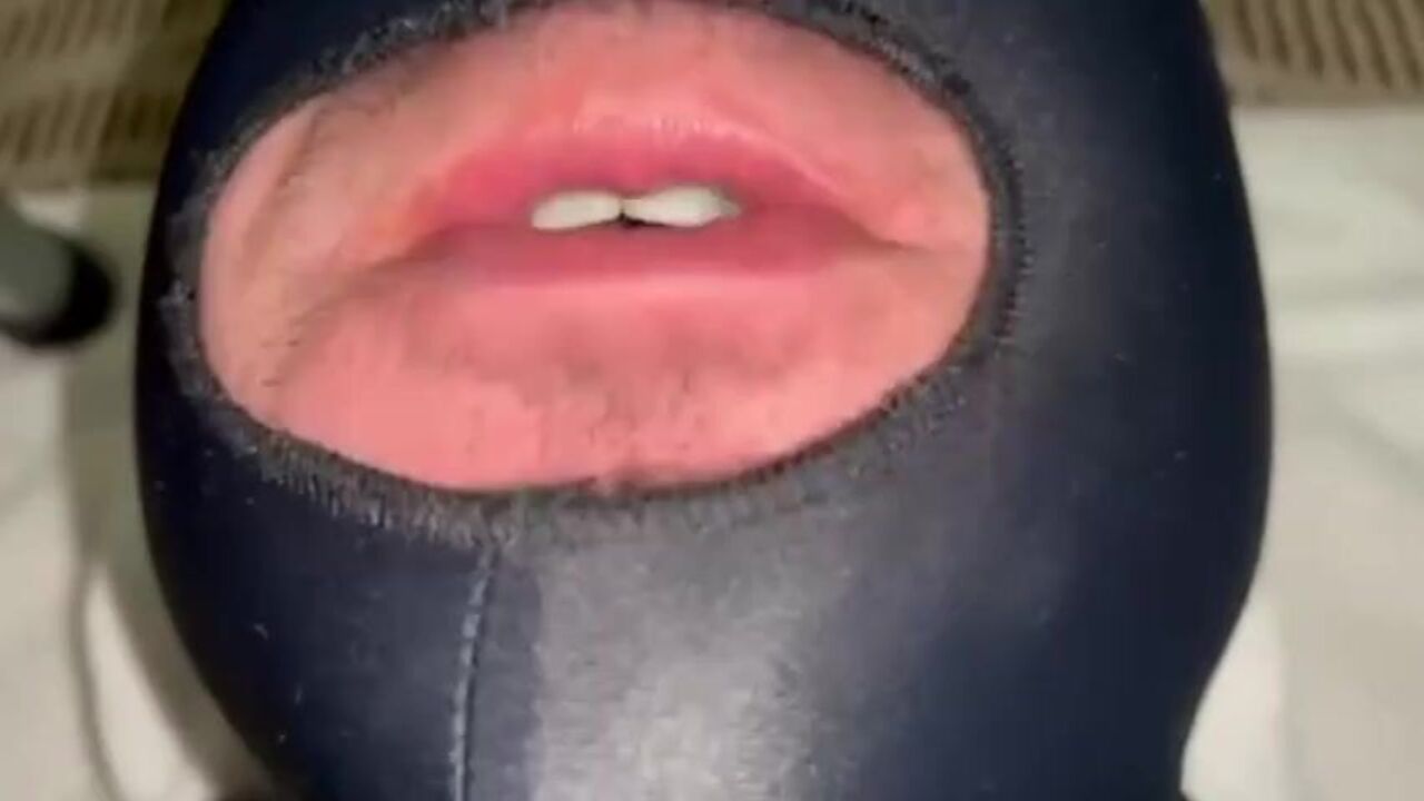 Watch me take my alpha dump in the toilet and scat it like a pig