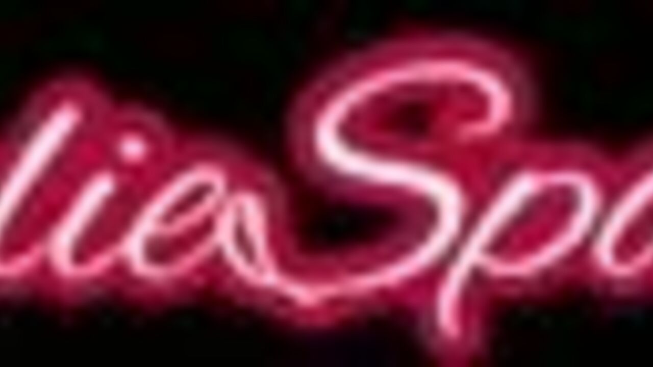 Watch this big lady's scat load after being pounded hard