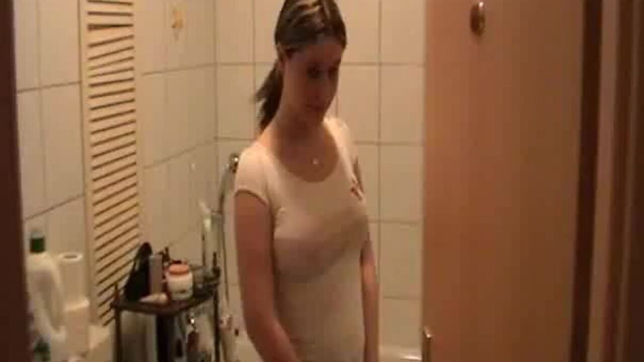 Watch this filthy video of a scatty babe getting off in a variety of positions