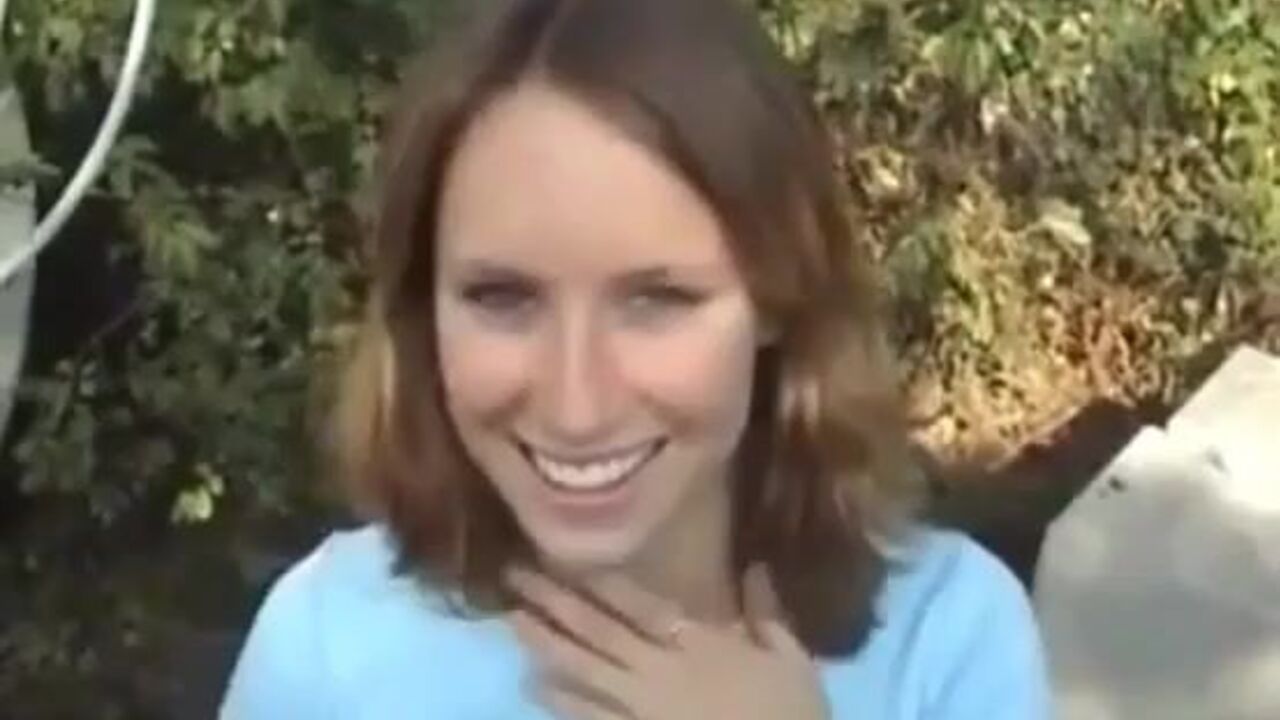 Watch this filthy girl scat & pee like a pro in pooped-out scene