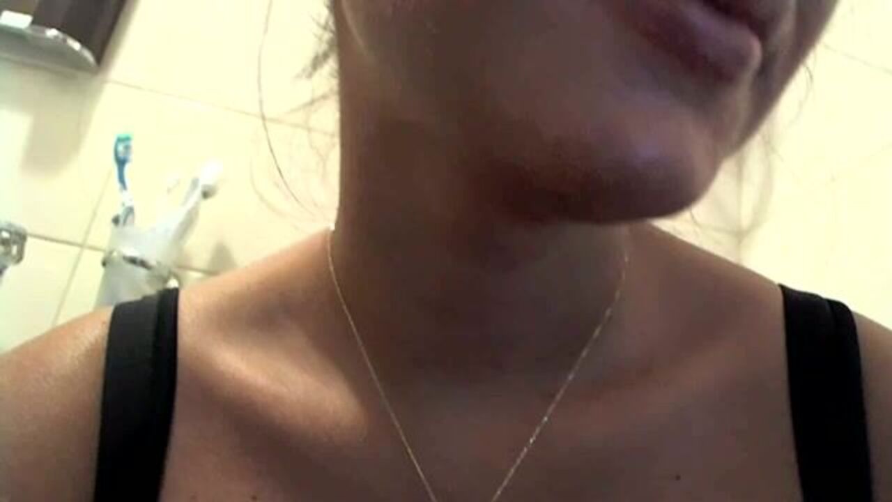 Watch this slutty girl get her scaty pussy filled with warm pee