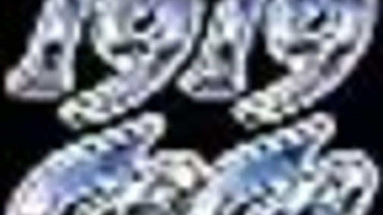 Hot scat babes get off on the beach with Enema-style beach fun!