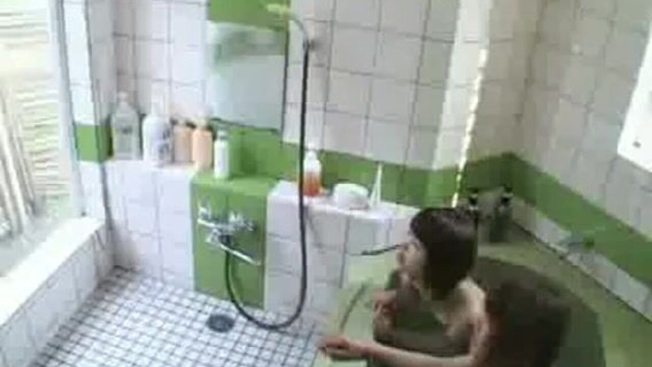 Get ready for some kinky bathtime enema games with a scatty slut in her own pee-soaked pussy