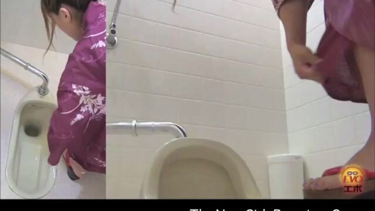Watch as a scat slave gets humiliated in a toilet