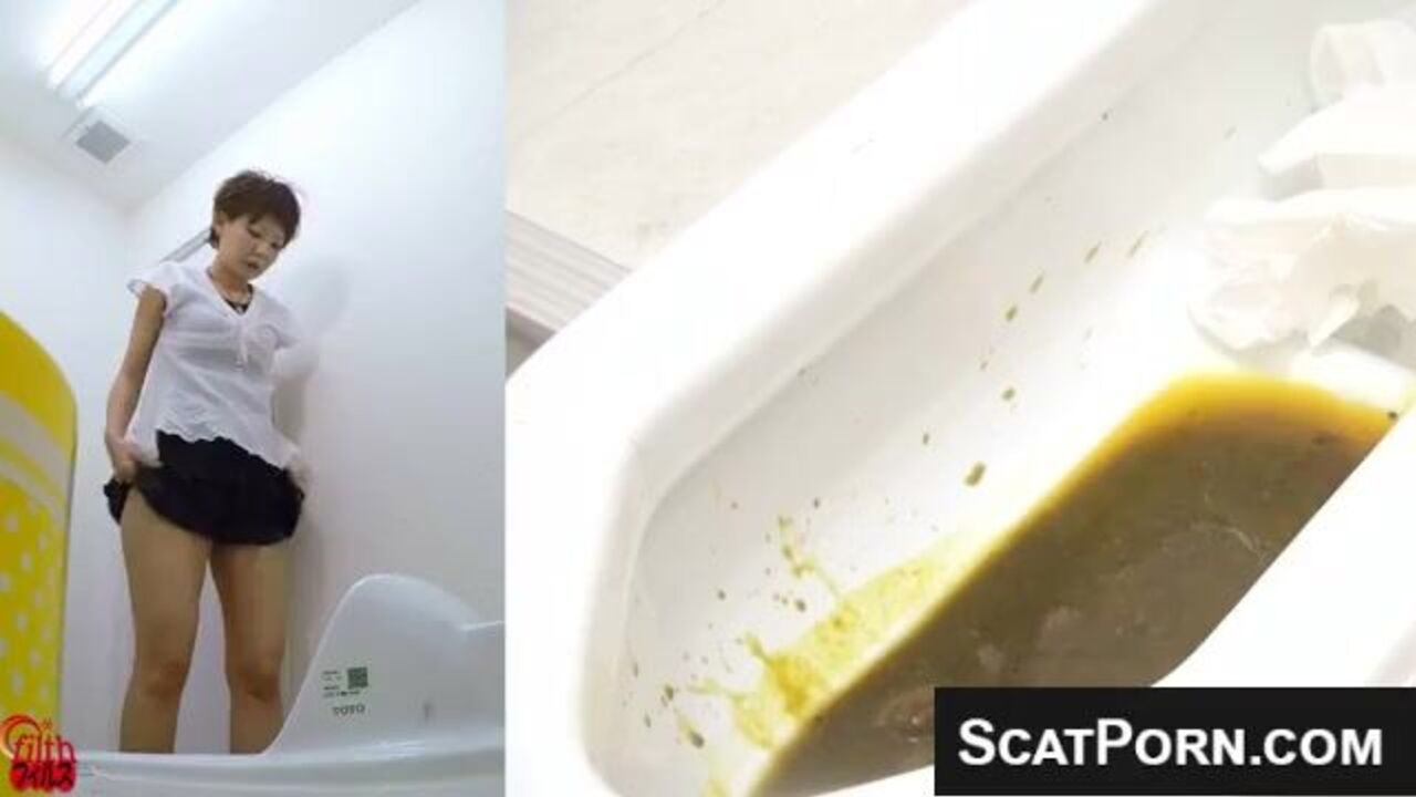 Watch these hot Asian babes get off on making their own wet pussies on webcam