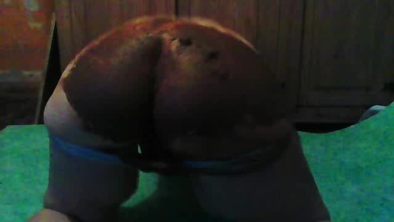 My kinky ass gets scatted and splattered with piss & jizz