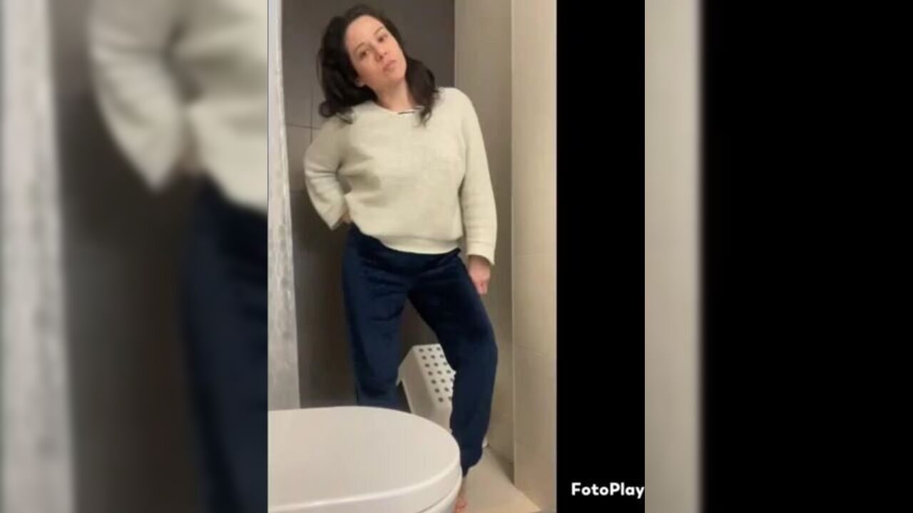 Watch Hatha raceplay in scat & JOI with her favorite goddess