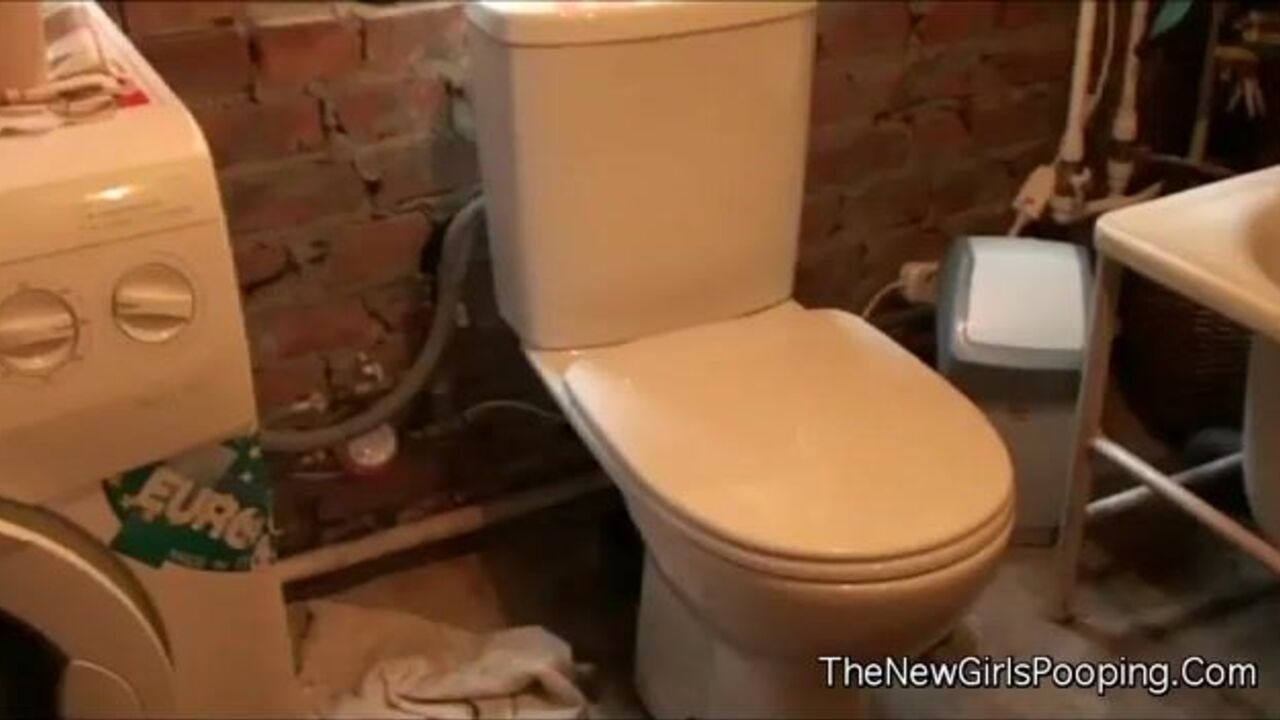 Watch Italian chick get her pussy and asshole filled with cum in scat porn video