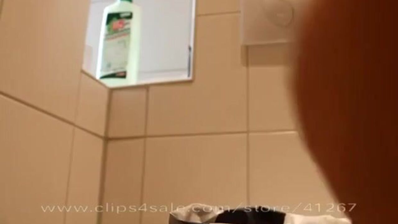 Watch these kinky plastic-clad sluts scat and get off in a wild video