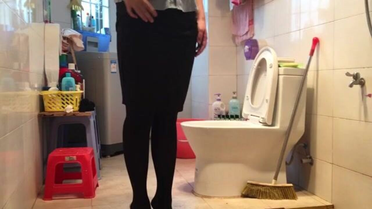 Sexy Poop is a Chinese slut who loves to scat and shitting in her panties