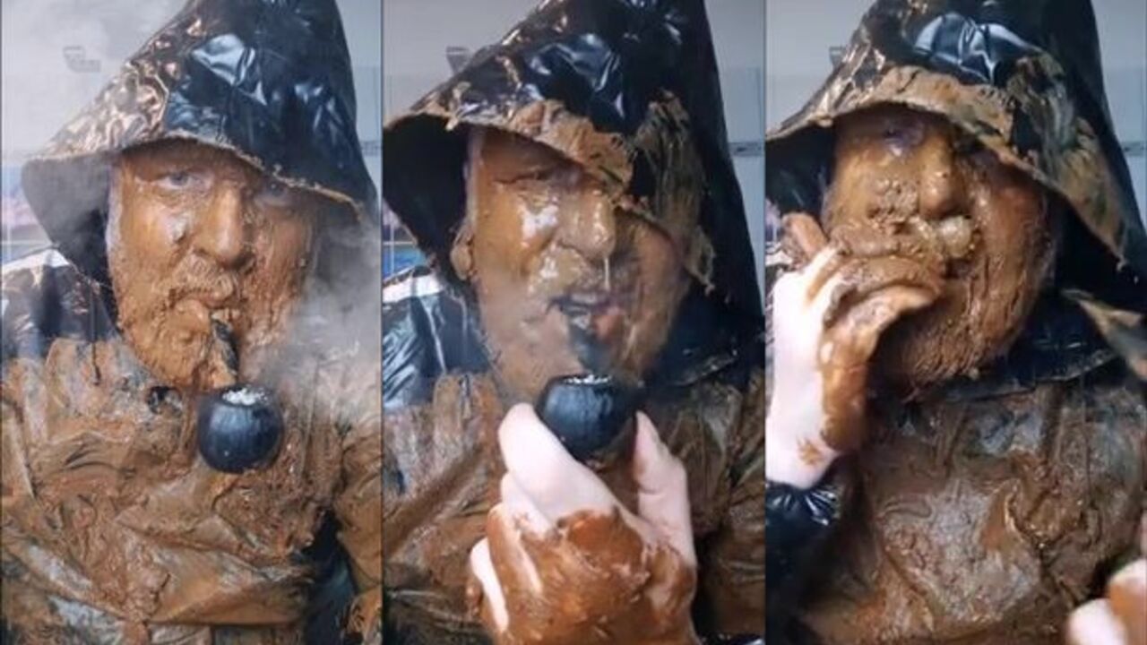 Dirty kaviar father-in-law enjoys smoking pipe while being covered in his own filth