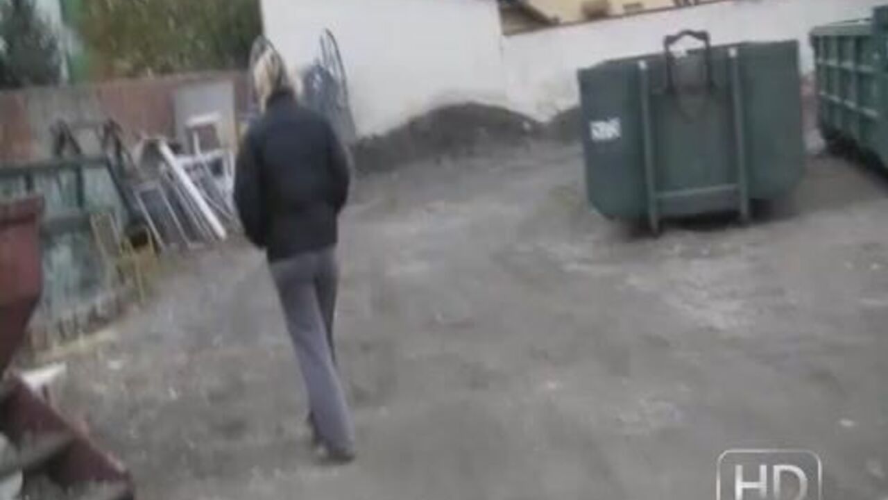 Watch this gorgeous big-ass scat porn slut get her fat ass and wet pussy drenched in hot cum