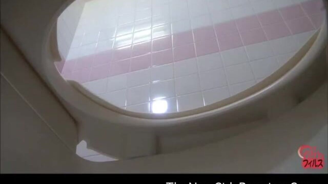 Watch this kinky Japanese toilet bowl playtime with a scatty slut