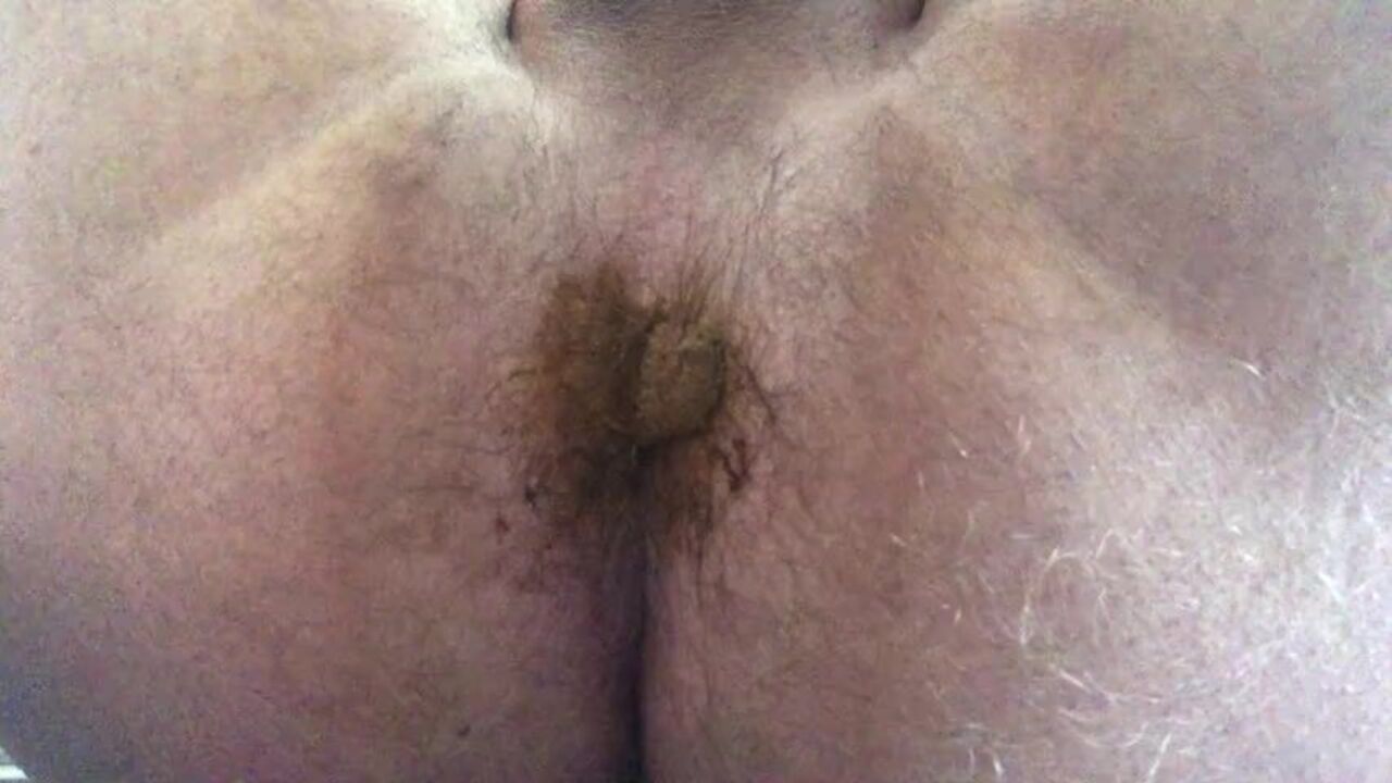 Watch this dirty asshole get fingered and scatted after a juicy scat session
