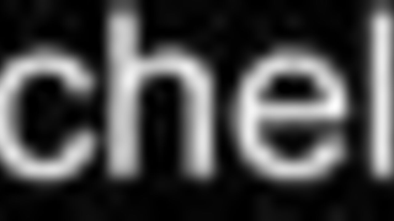 Get ready to stroke and jerk off to this hot amateur's scat porn