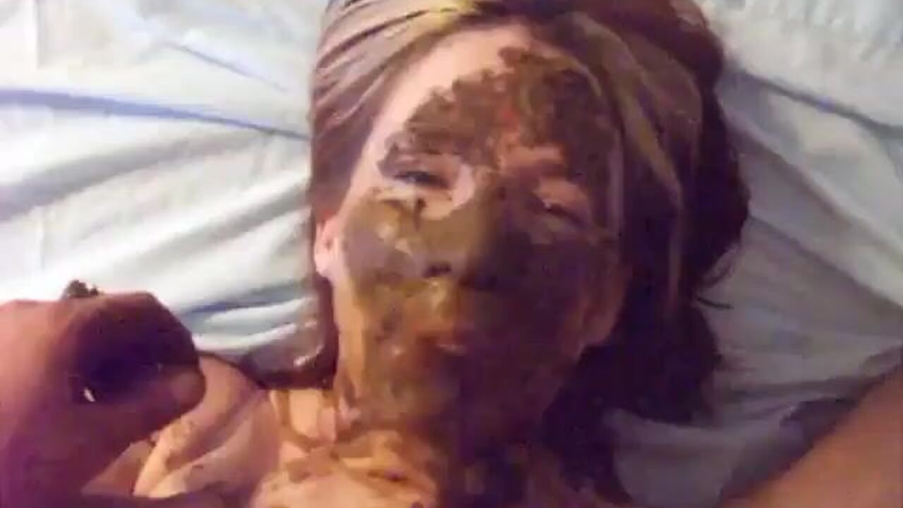 Watch these scat-loving sluts get off on scat porn