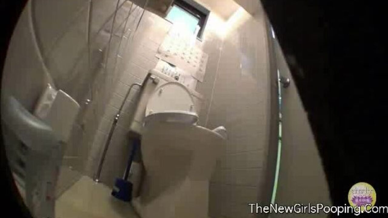 Watch this dirty scat porn video with a scatporn-loving toilet girl