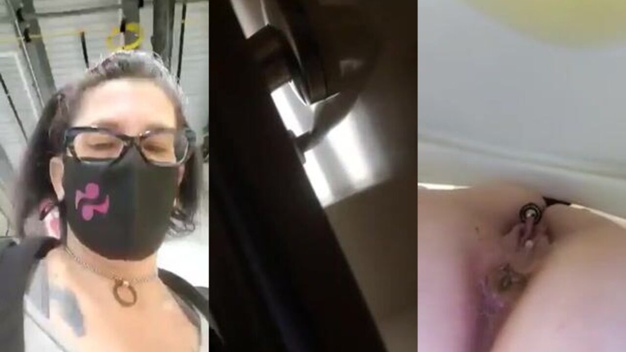 Watch this dirty scat porn video featuring a scat girl getting her holes drilled and her ass destroyed