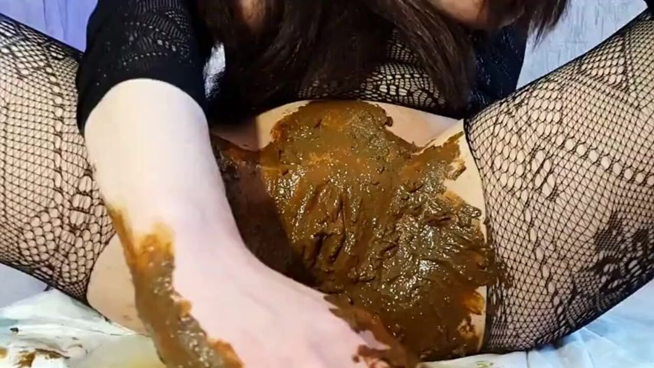 Watch this kinky solo chick get her ass and piss soaked with toys in this extreme pooped-out fantasy