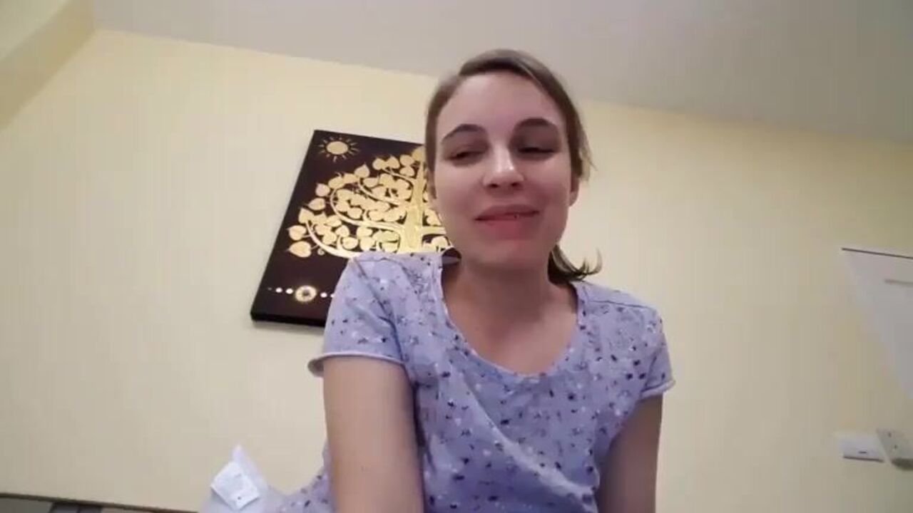 Watch this kinky slut scat & pee like a pro in her own homemade porn video