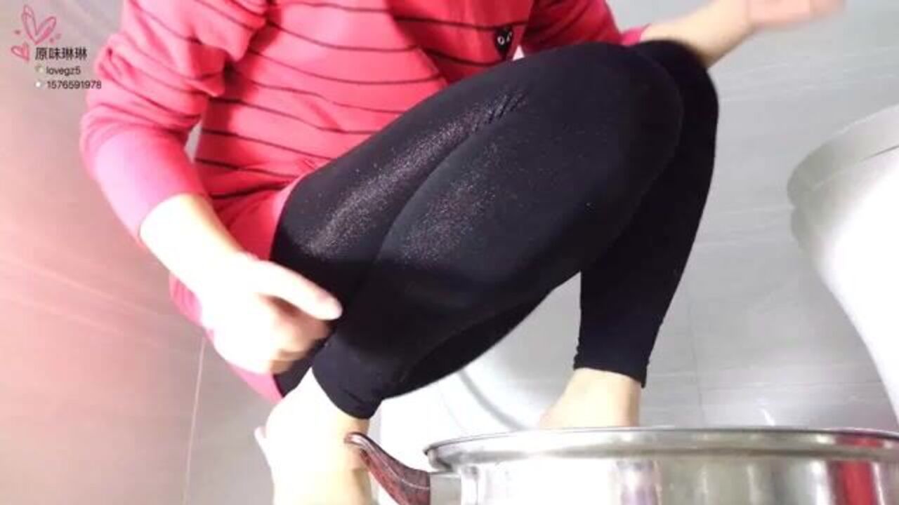 Watch Sexy Poop86, a Chinese girl, get humiliated in a scat porn video