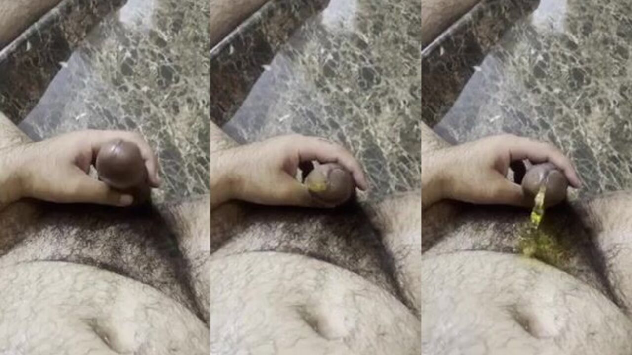 Watch this hot hijab-wearing Muslim scat pornstar get down and dirty