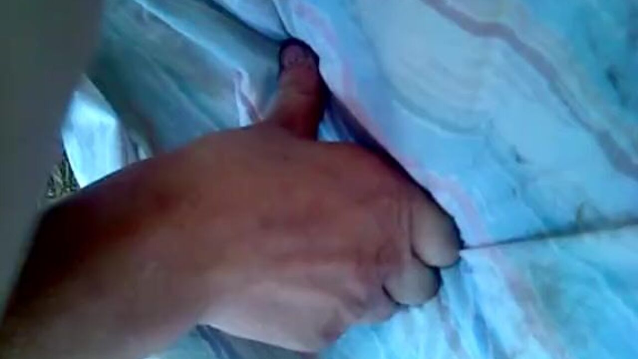 Young slut gets her asshole drilled in close-up view