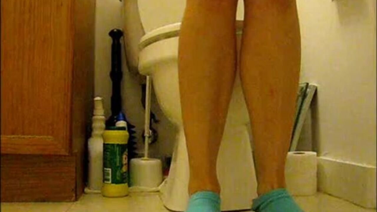 Watch this filthy video of a scatty babe getting wild and kinky with her own filth