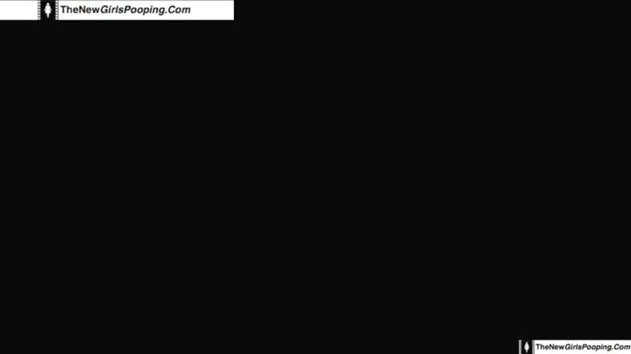 Summer Potty Poop gets her filthy ass pounded in scat porn