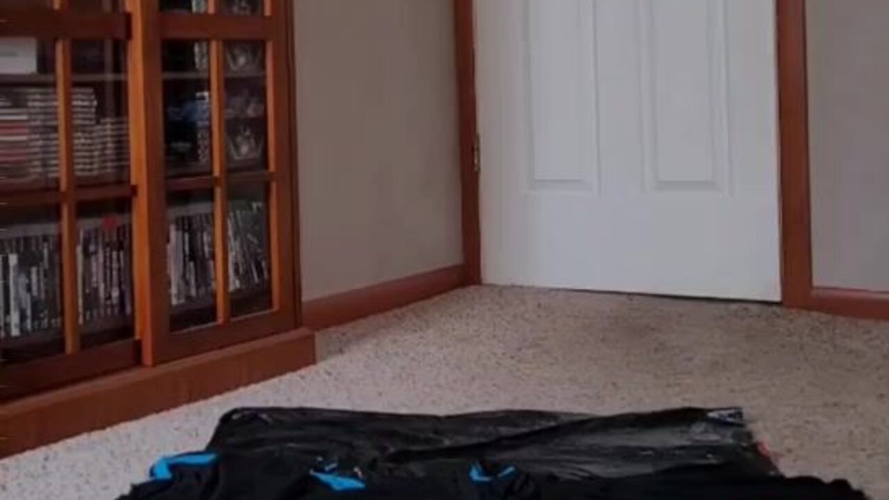 Watch as this hot dude plays with his scat with a dildo for some extra fun