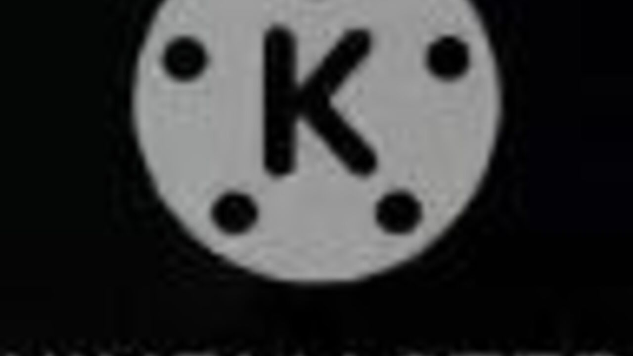 Naughty nurse in anime gets a hot load of her own