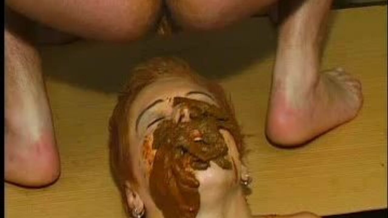 Diana 02 gets her pussy and ass scatted in this poop video