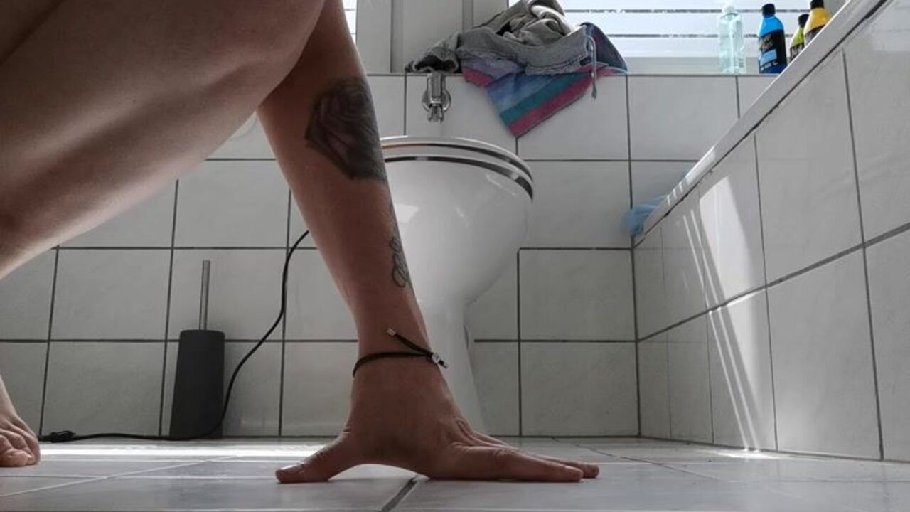 Bella Kacktundpisst, the scatty porn goddess, gets her pussy pounded in her own filth