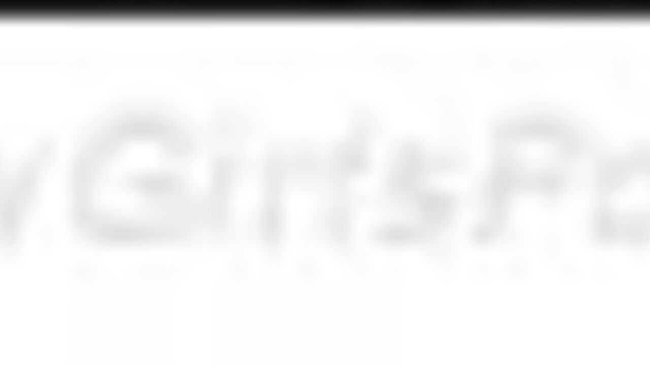 Watch maids scat and play with their own filth in this filthy video