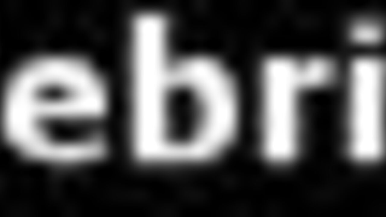 Alexandra Paul & Lori Singer get wild in Sunset Grill clip, featuring small tits, big tit, and celebrity sex