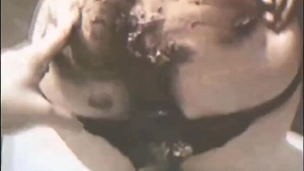 Betty's scat collection: dirty eating, dirty face, dirty smearing, and more!