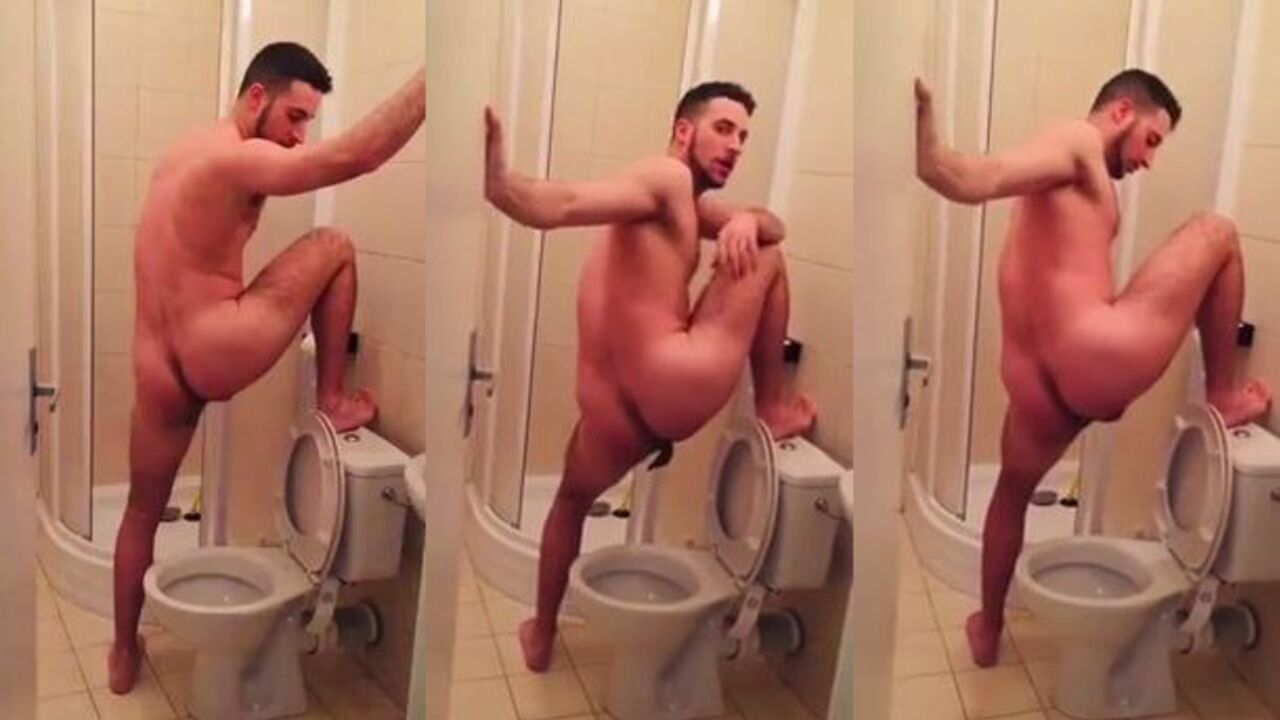 Watch Christian Popping in his own Master's Scat Workout!