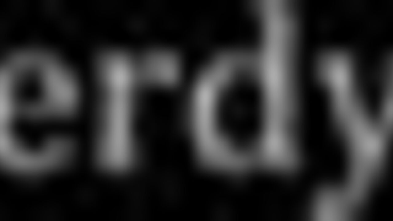 Watch Betty Swallows her BF's load in this steamy Russian scat video