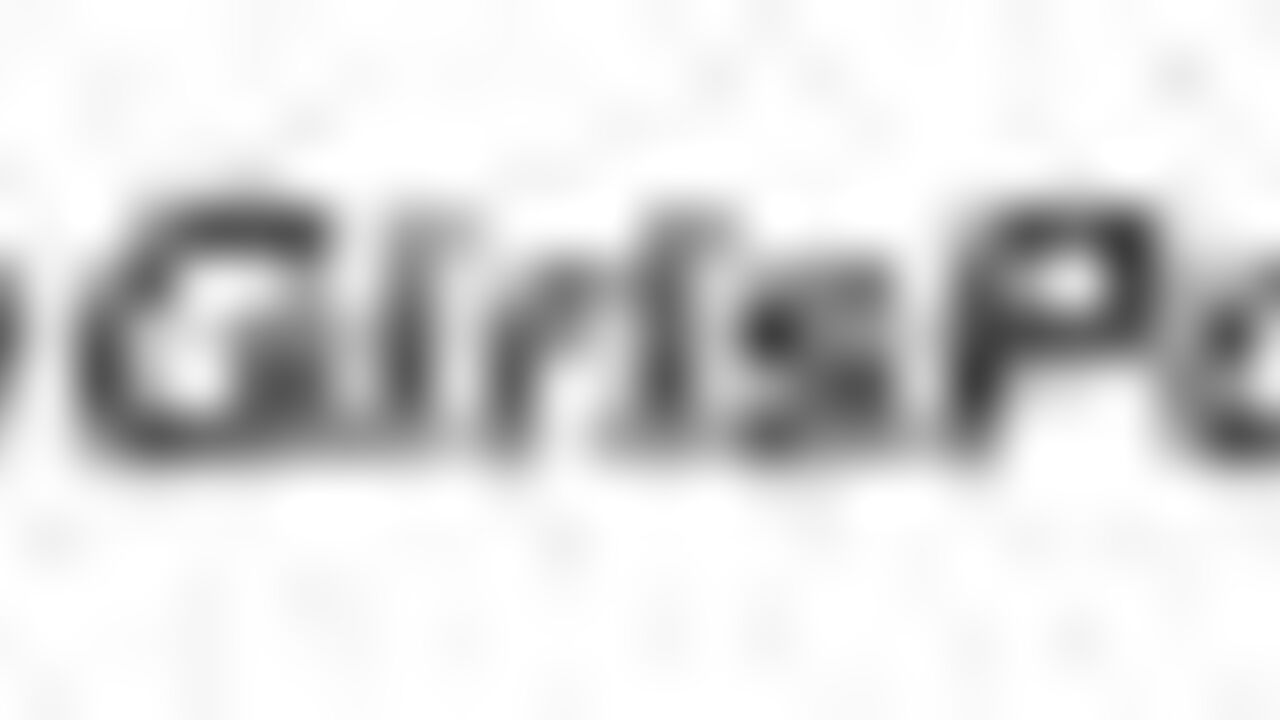 Denver Monster Poop gets wild and dirty with her huge load